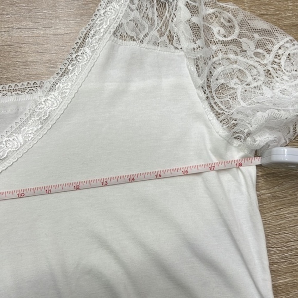 White Lace Sleeve Blouse Women Size Large Boho V Neck Summer Top NWT - Picture 6 of 6